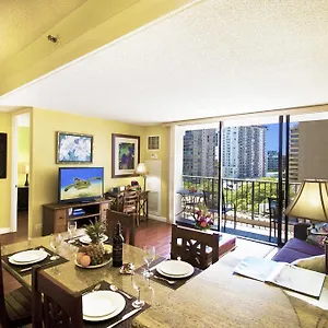 Waikiki Sunset Mountain View Near With Parking Apartment