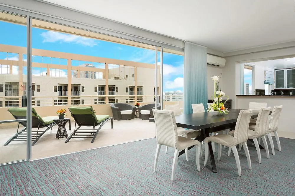 Courtyard By Marriott Waikiki Beach Honolulu Hotel