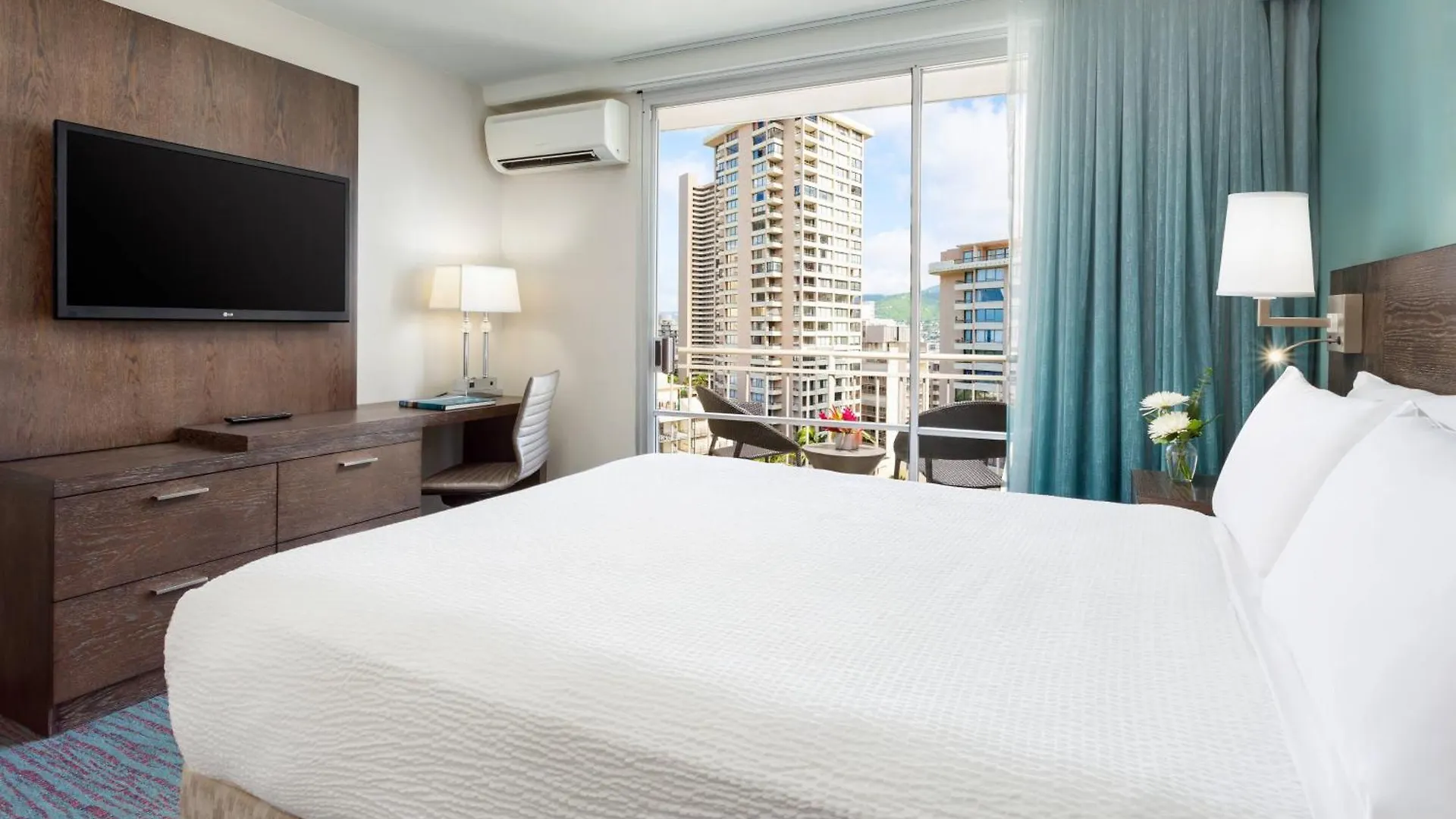 Courtyard By Marriott Waikiki Beach Honolulu Hotel