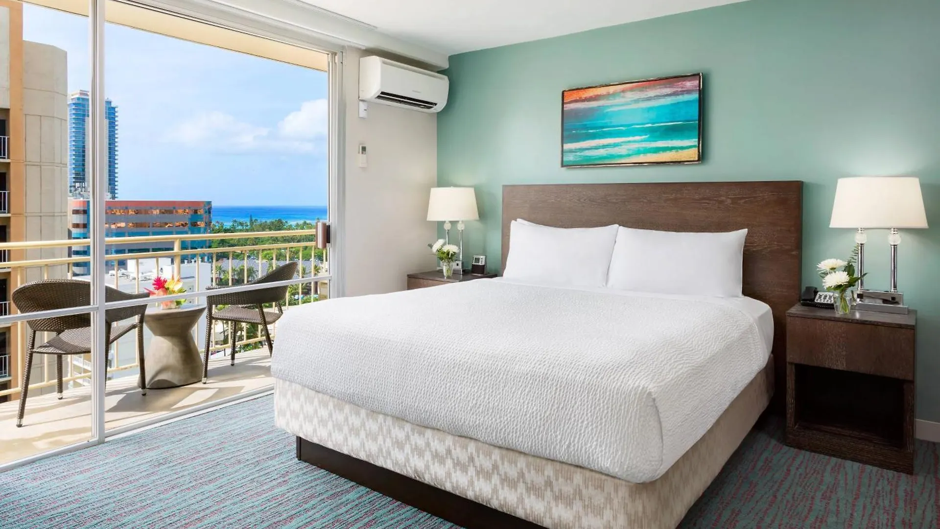 Courtyard By Marriott Waikiki Beach Honolulu Hotel