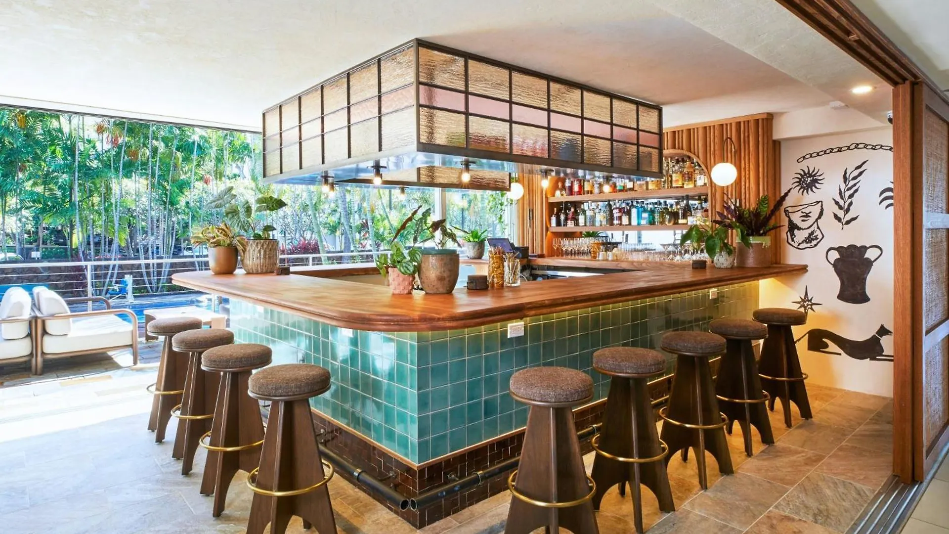 Courtyard By Marriott Waikiki Beach Honolulu Hotel